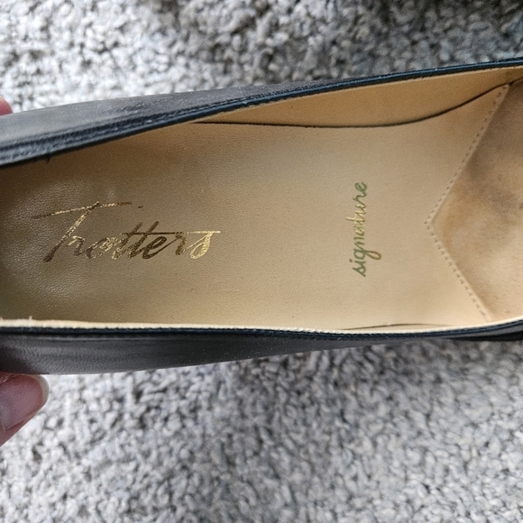 Trotters Signature Alexandra Dress Black Pump size 8.5N - Picture 2 of 9